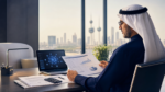 دراسة جدوى بالذكاء الاصطناعي في الكويت: مستثمر يراجع تقريرًا ماليًا وتحليلات بيانات